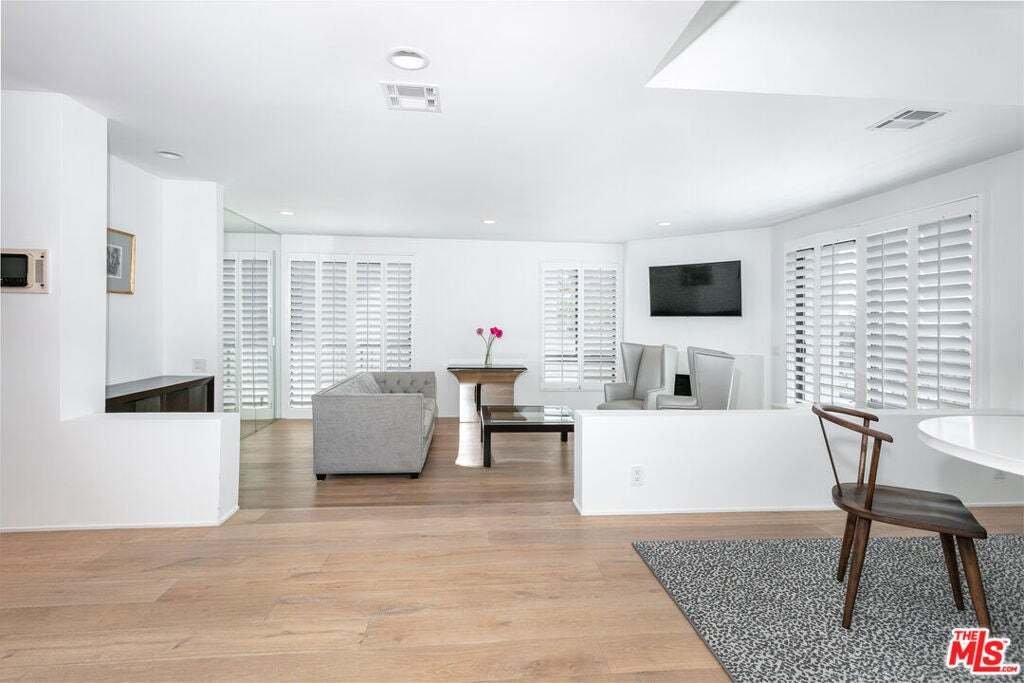 Appartement à Los Angeles, Californie, États-Unis 5 - 18832252