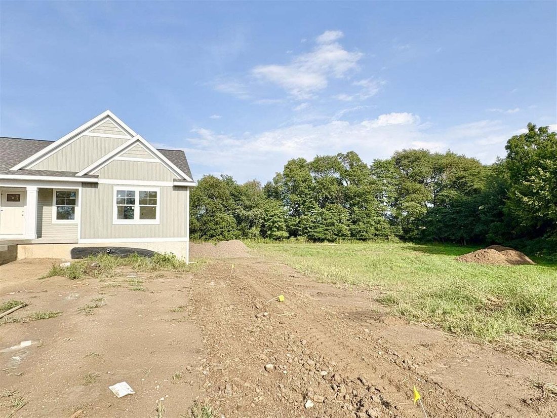 House in Dorr, Michigan, United States 3 - 18833083