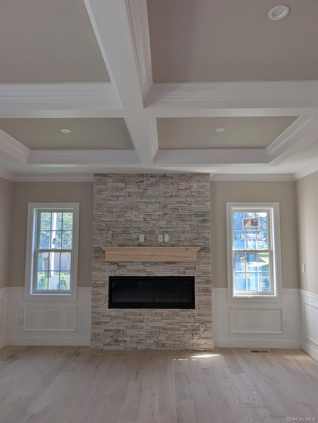 House in Bethpage, New York, United States 5 - 18834505