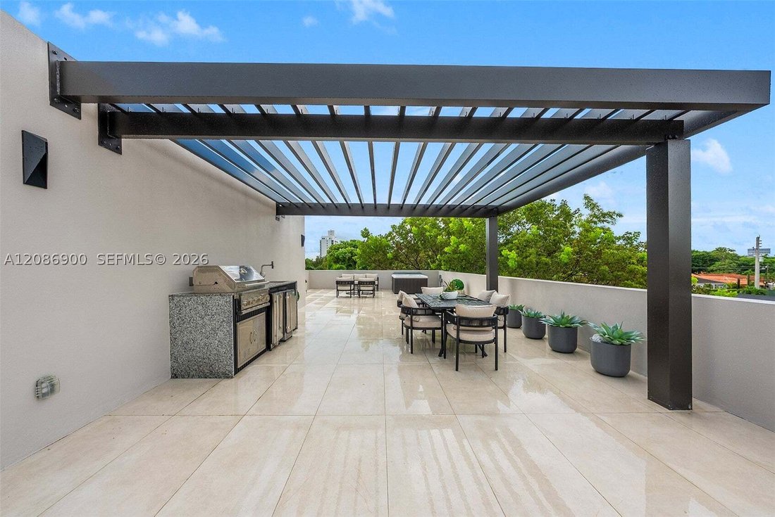 Townhouse in Miami, Florida, United States 2 - 18832723