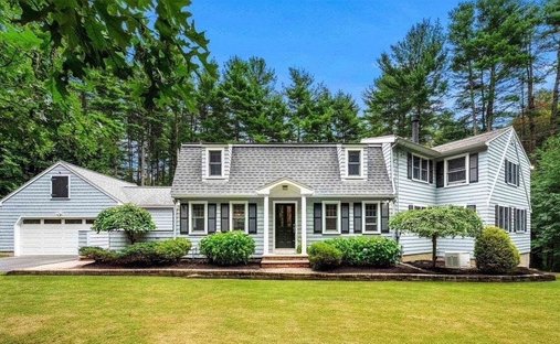 House in Westford, Massachusetts, United States 1