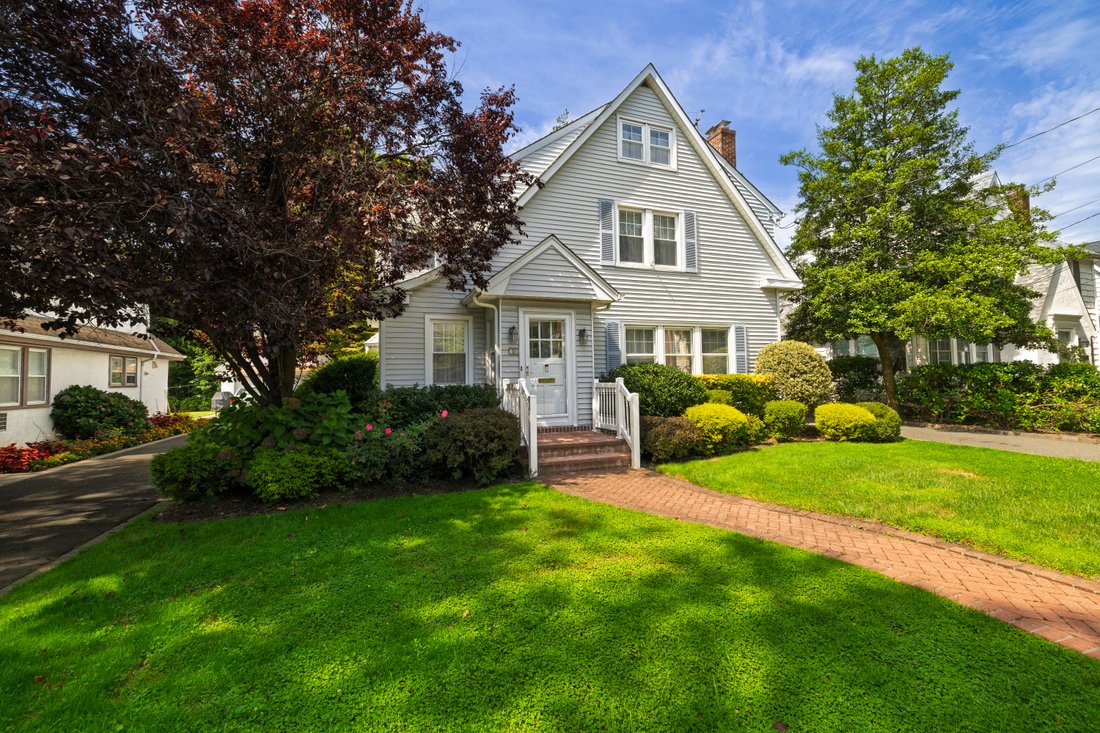 Casa en North New Hyde Park, Nueva York, Estados Unidos 5 - 18831884