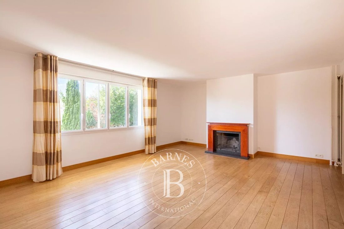 Apartment in Victor Hugo-Belvédère, Saint-Germain-en-Laye, France 4 - 16879968