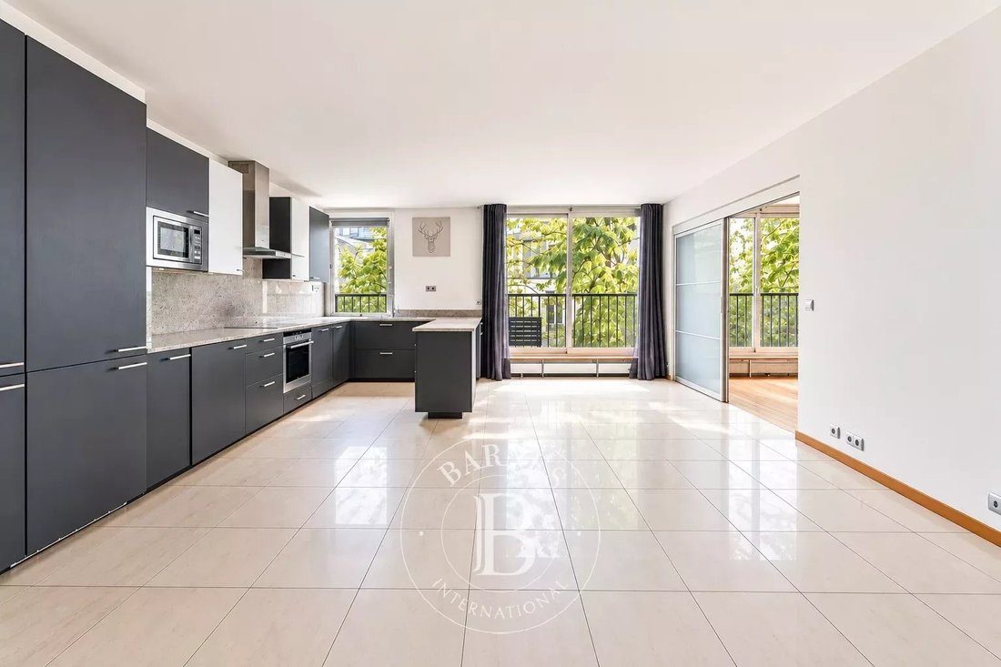Apartment in Porte Dauphine, Paris 16e Arrondissement, Paris 2 - 16800484
