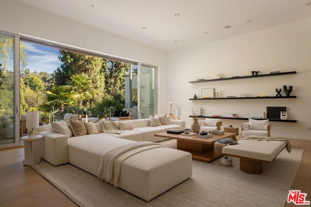 House in Los Angeles, California, United States 1 - 18832324