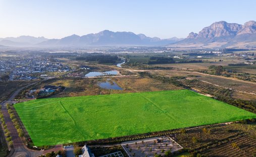 Land in Val de Vie, Western Cape, South Africa 1