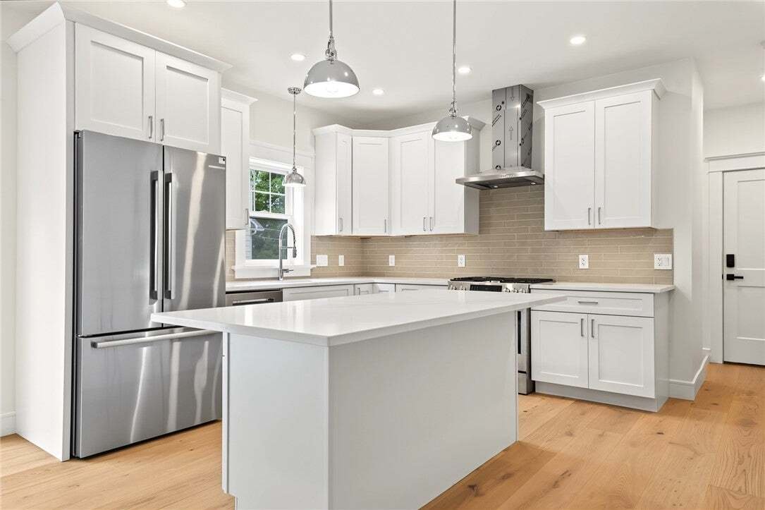 House in Barrington, Rhode Island, United States 3 - 18832406