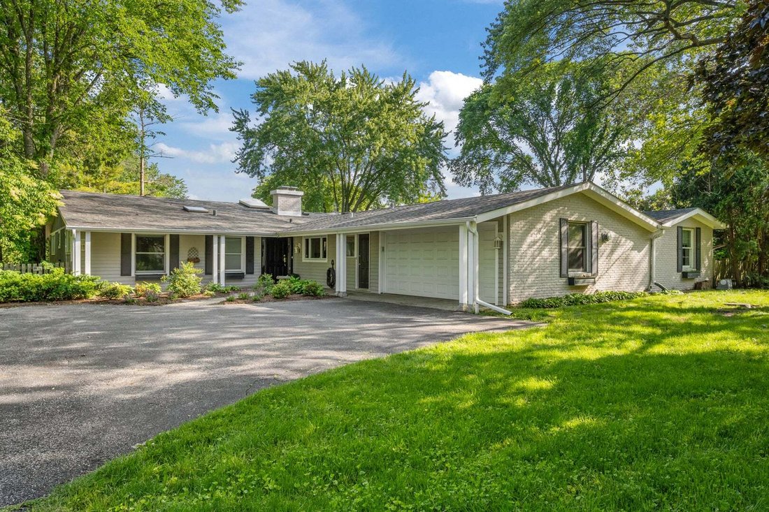 House in Lake Bluff, Illinois, United States 1 - 18833917