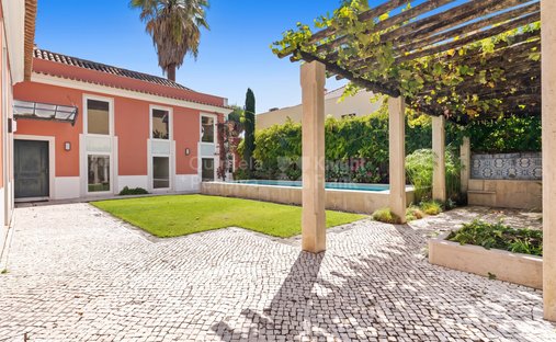 House in Estrela, Lisbon, Portugal 1