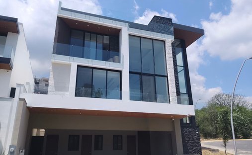 House in Monterrey, Nuevo Leon, Mexico 1