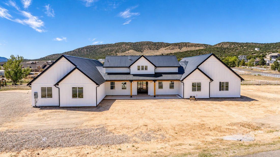 House in Cedar City, Utah, United States 1 - 18560885