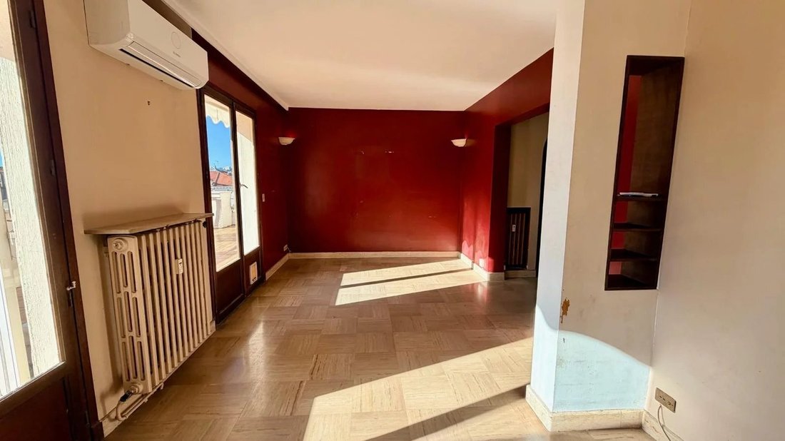 Apartamento en Niza, Provenza-Alpes-Costa Azul, Francia 2 - 18831180