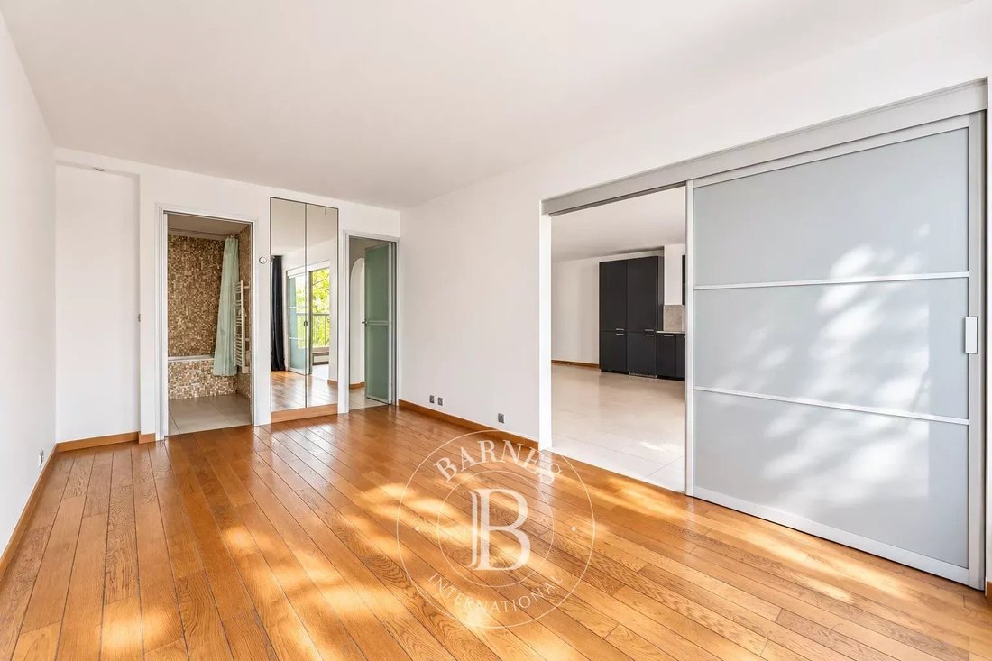 Apartment in Porte Dauphine, Paris 16e Arrondissement, Paris 5 - 16800484