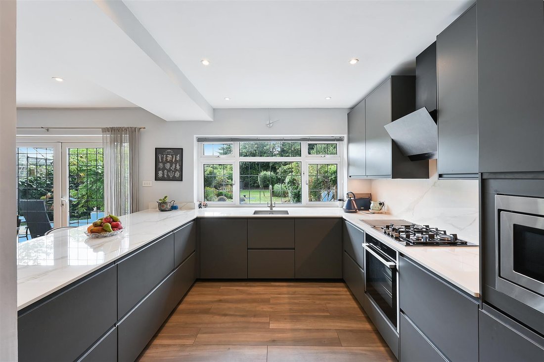 Casa a Nork, Reigate and Banstead, Inghilterra 2 - 18832687