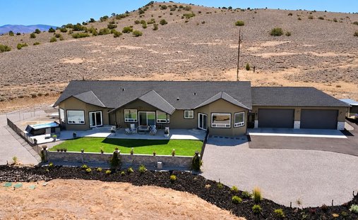 House in Gardnerville, Nevada, United States 1