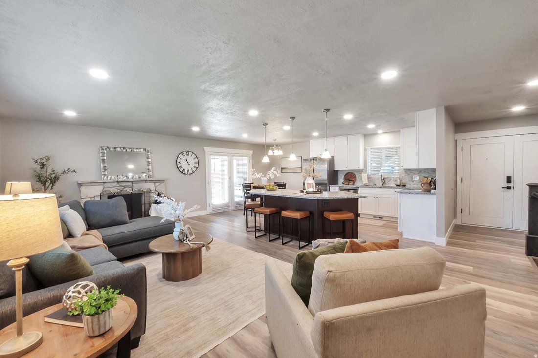 House in Murray, Utah, United States 4 - 18832655