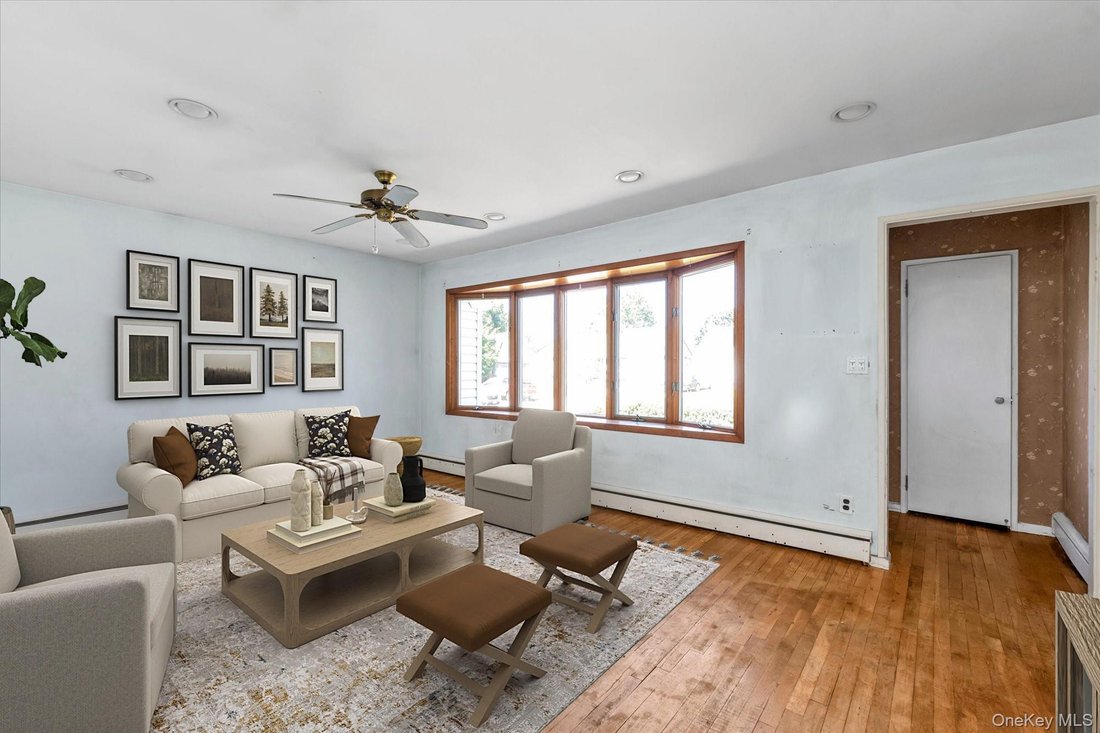 House in Bethpage, New York, United States 2 - 18834520