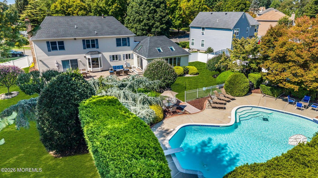 Maison à Marlboro Township, New Jersey, États-Unis 2 - 18739046