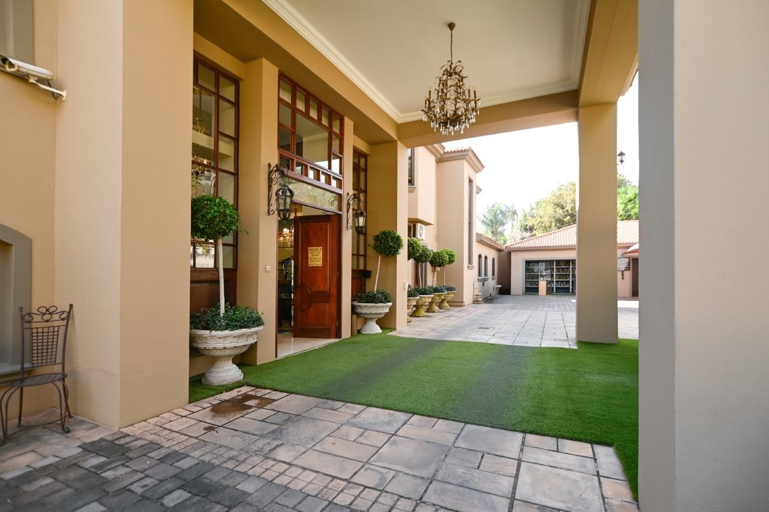 Casa en Pretoria Norte, Gauteng, Sudáfrica 3 - 18831750