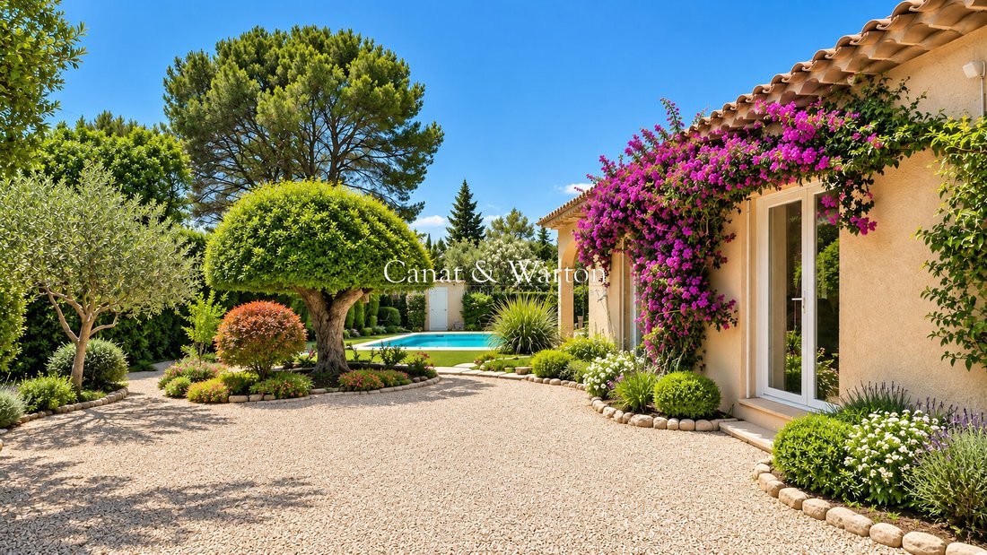 Villa in Les Plaines-Les Tasses, Saint-Raphaël, France 1 - 18213619