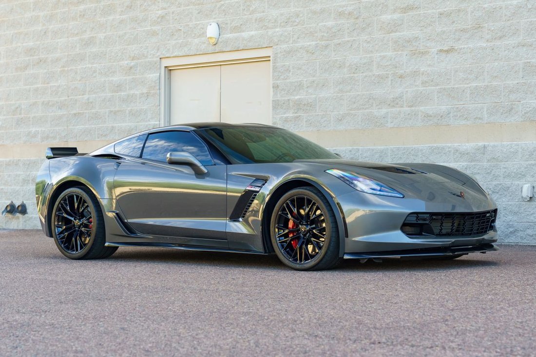 Coupe in Scottsdale, AZ, United States 5 - 18835515