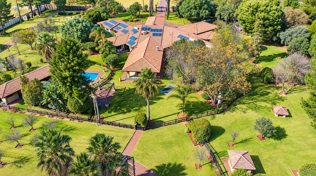 Domaine à Benoni North AH, Gauteng, Afrique du Sud 1 - 18831721