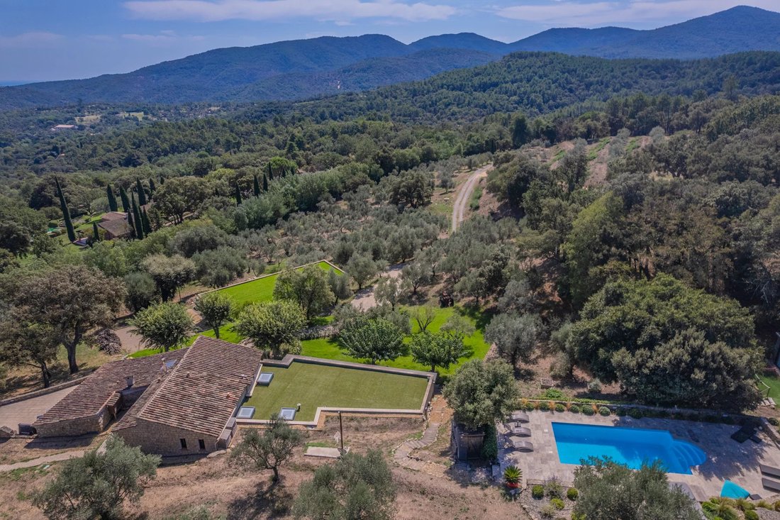 Villa à Ecarts, Roquebrune-sur-Argens, France 1 - 18749723