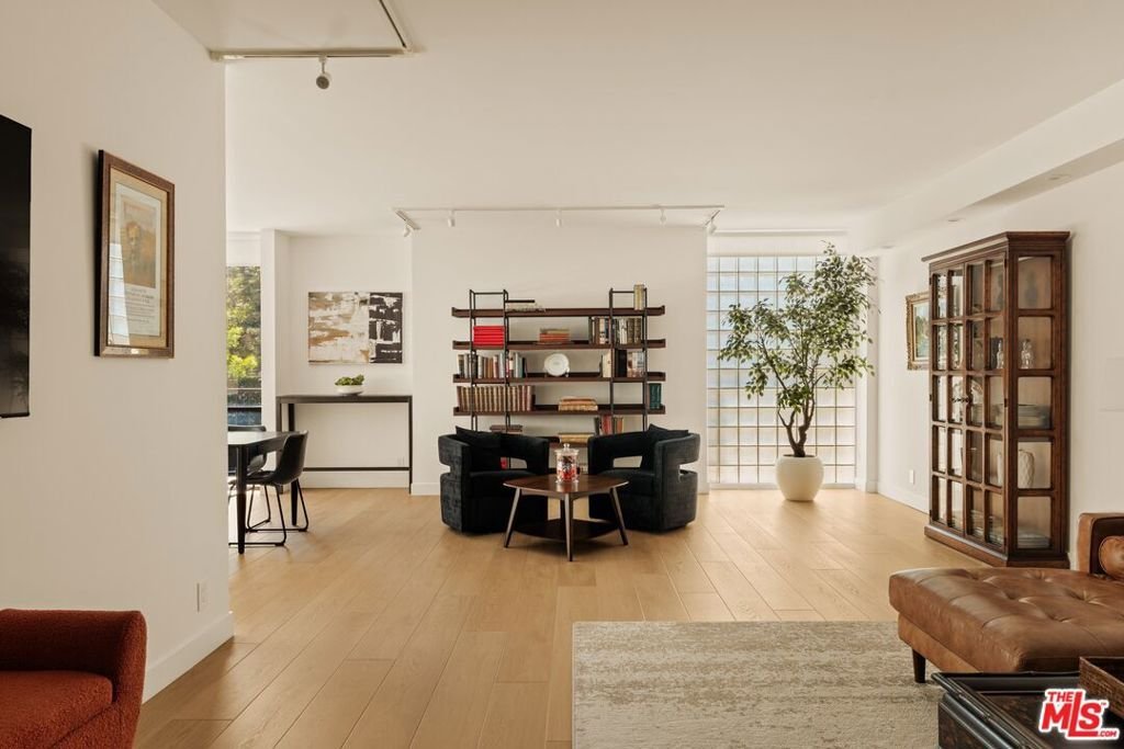 Condominio en Beverly Hills, California, Estados Unidos 2 - 18832269