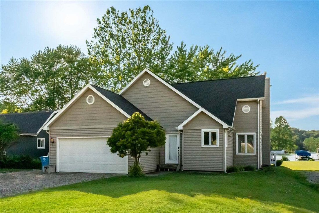 House in Vandalia, Michigan, United States 1 - 18833116