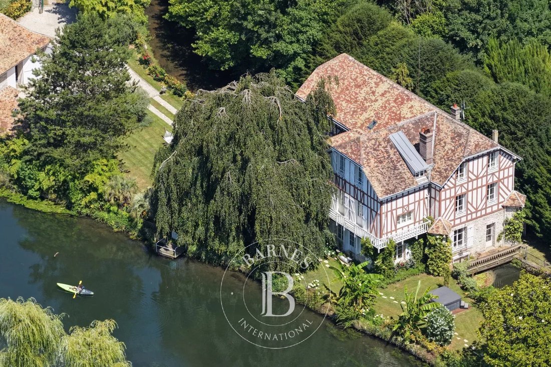 Maison à Anet, Centre-Val de Loire, France 1 - 15693259