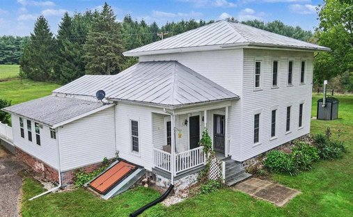 House in Bellevue, Michigan, United States 1