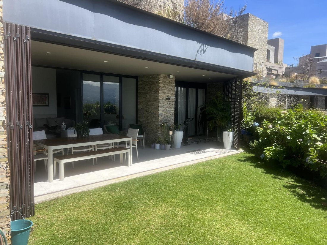 Appartamento a Quito, Provincia del Pichincha, Ecuador 1 - 18830548