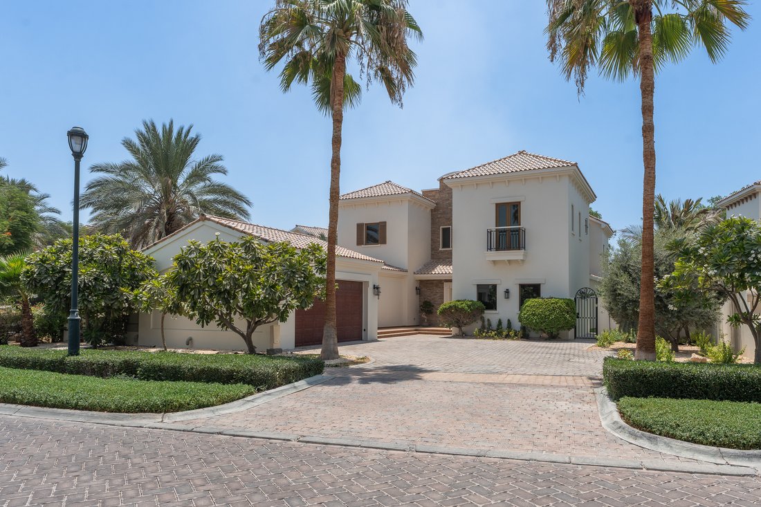 Villa en Jumeirah Golf Estates, Dubái, Emiratos Árabes Unidos 1 - 18831347