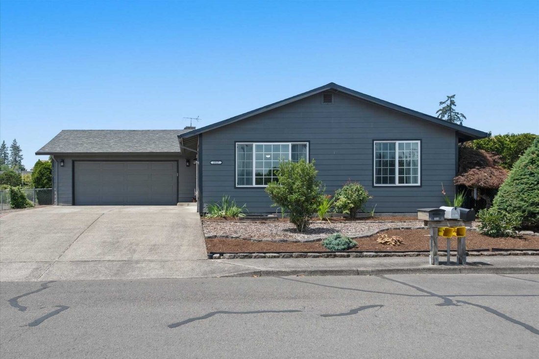 House in Canby, Oregon, United States 3 - 18831116