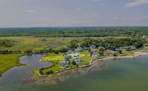 House in Mattapoisett, Massachusetts, United States 1