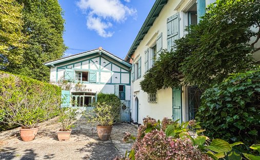 House in Arbonne, Nouvelle-Aquitaine, France 1