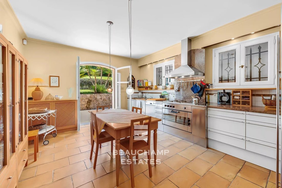 Villa in Mougins, Provence-Alpes-Côte d'Azur, Frankreich 2 - 18831110