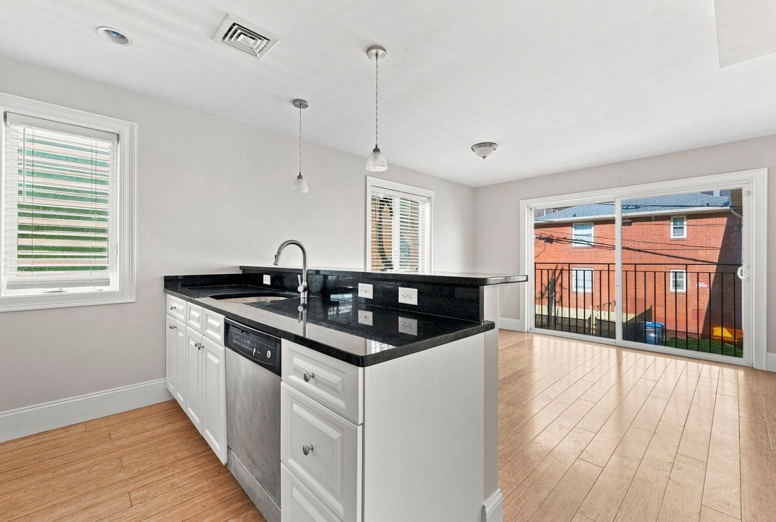 Condo in Boston, Massachusetts, United States 1 - 18834514