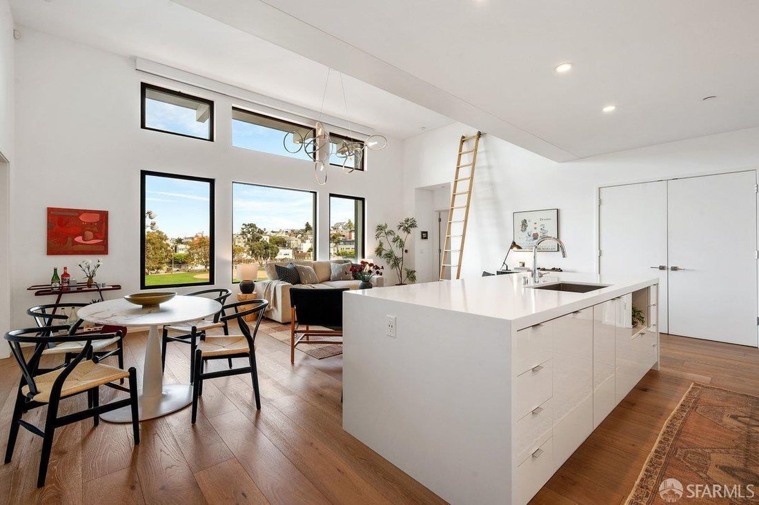 Condo in San Francisco, California, United States 1 - 18832344
