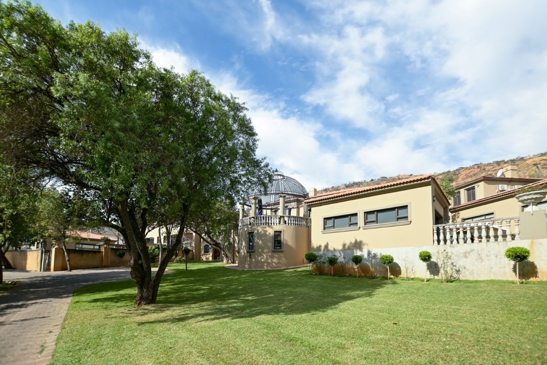 Casa en Pretoria Norte, Gauteng, Sudáfrica 1 - 18831750