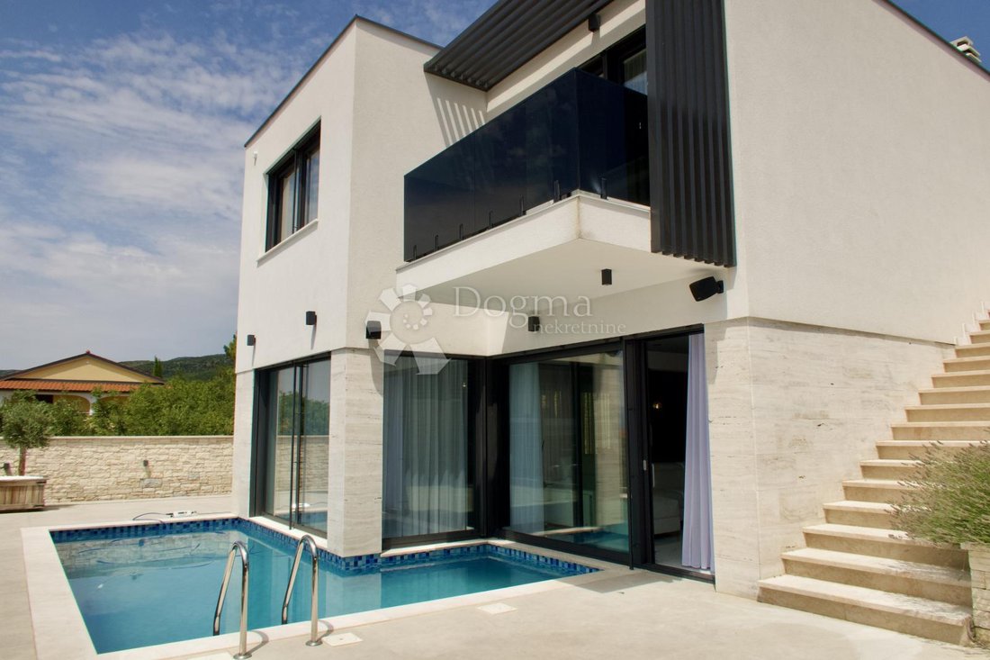 House in Grad Crikvenica, Primorje-Gorski Kotar County, Croatia 1 - 16890404