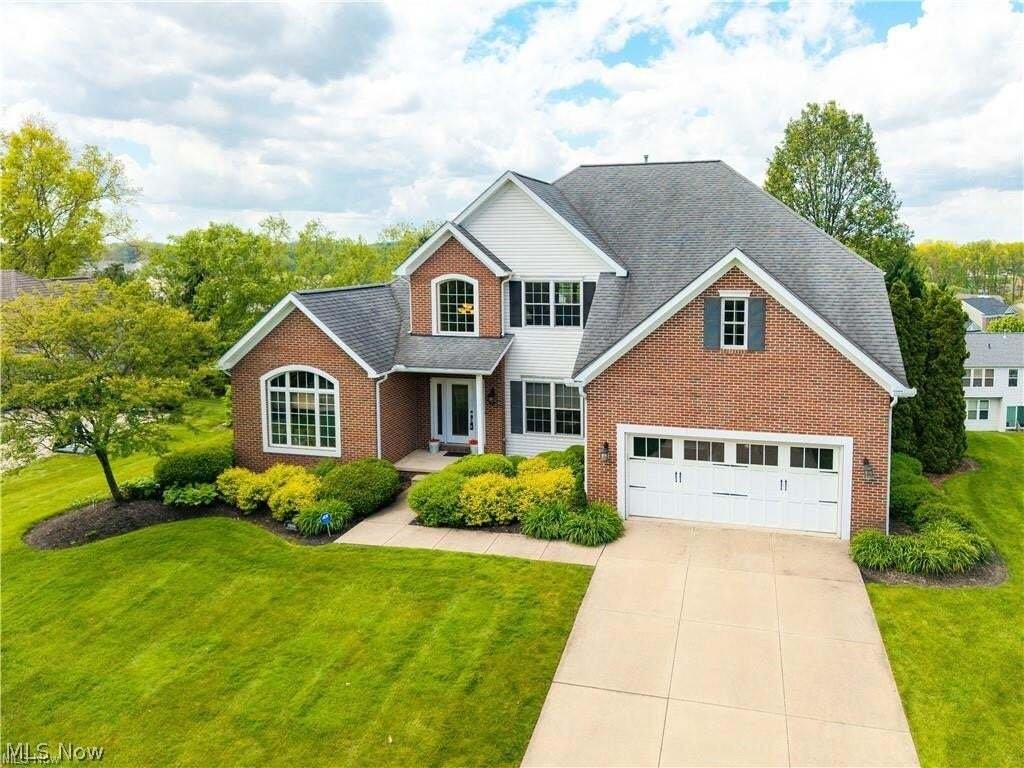House in Akron, Ohio, United States 3 - 18832880