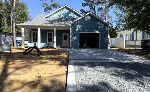 House in Oak Island, North Carolina, United States 1