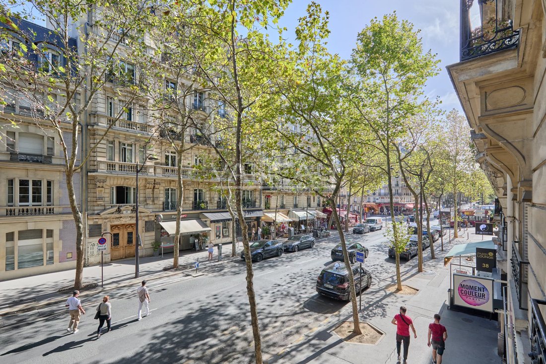 Apartment in Gros Caillou, Paris 7e Arrondissement, Paris 1 - 18831150