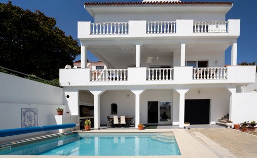 House in Nazare, Leiria District, Portugal 1