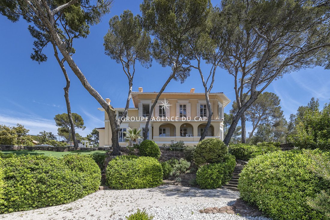 Villa à Plateau Notre Dame Sud-Bord de mer-Beaurivage, Saint-Raphaël, France 4 - 15190593