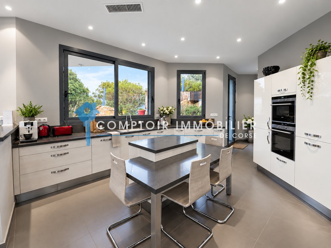 Villa in Sainte-Lucie-de-Porto-Vecchio, Corsica, France 5 - 14569492