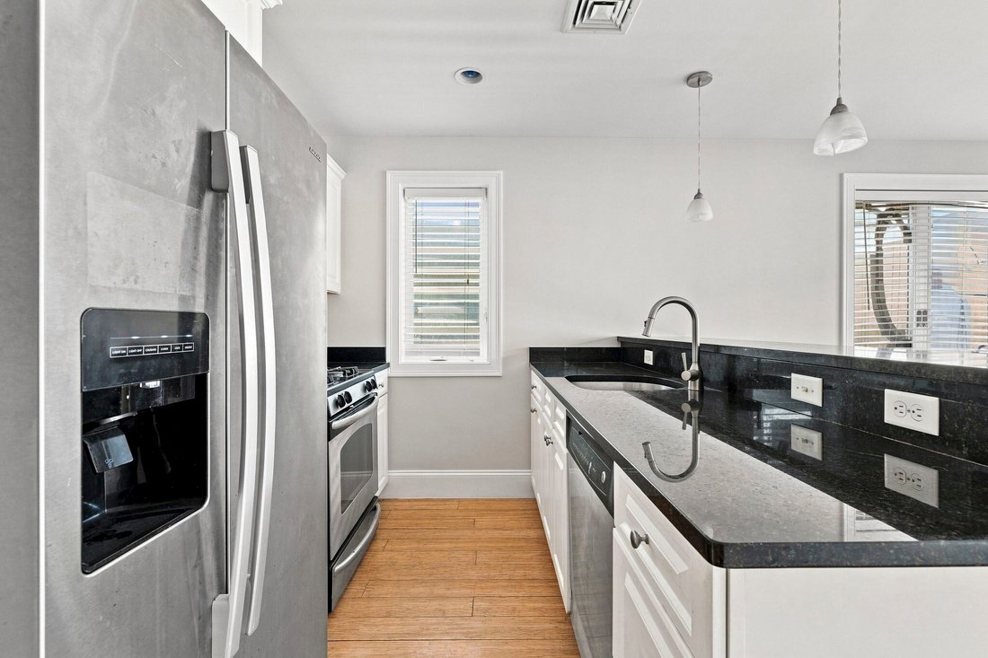 Condo in Boston, Massachusetts, United States 4 - 18834514