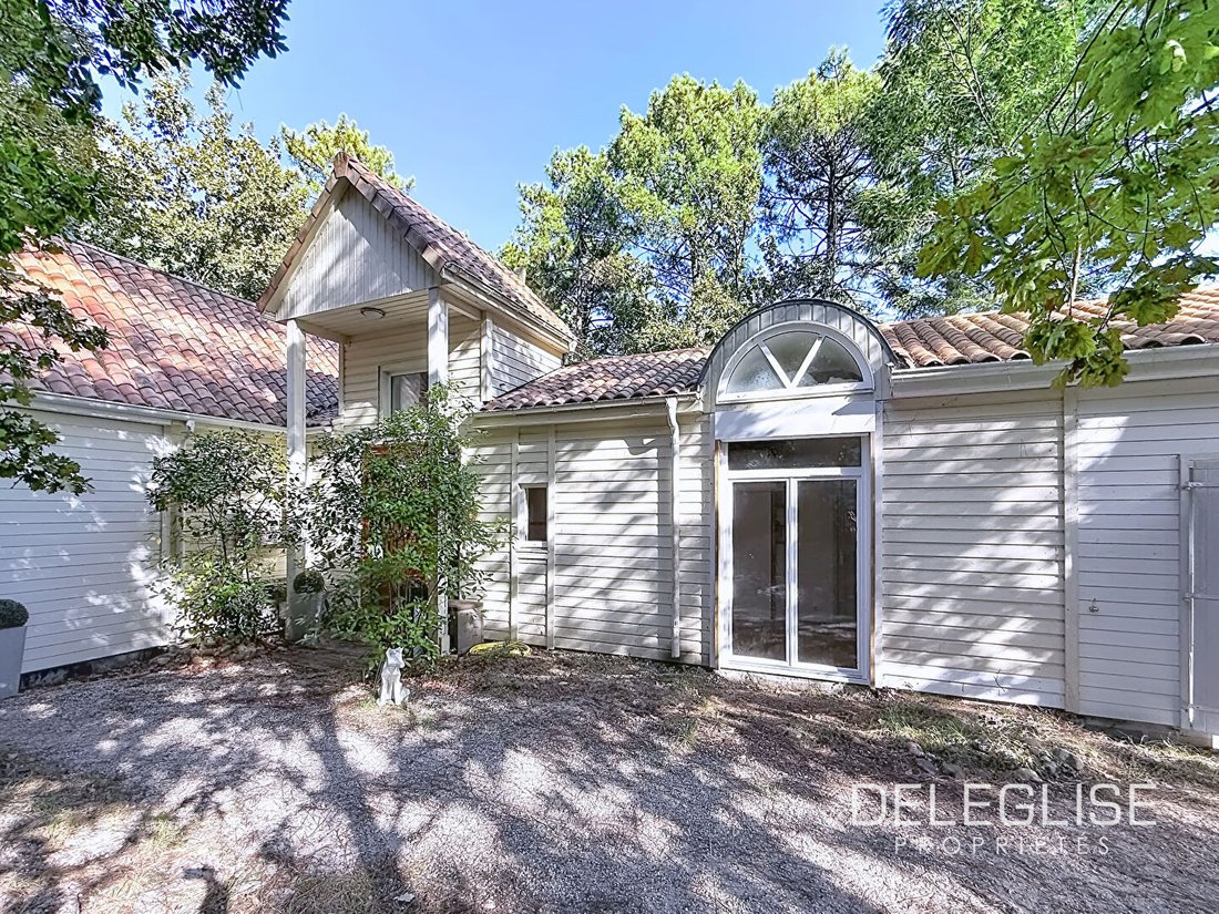 Villa in Biscarrosse, Nouvelle-Aquitaine, France 2 - 18835241