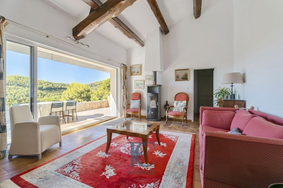 Casa en La Cadière-d'Azur, Provenza-Alpes-Costa Azul, Francia 4 - 18831525